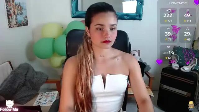 Image 2 of destinyhills_ Stream on Chaturbate on 1 month ago