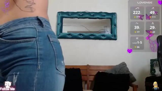 Image 4 of destinyhills_ Stream on Chaturbate on 1 month ago
