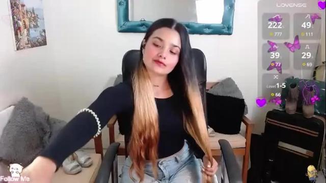Image 8 of destinyhills_ Stream on Chaturbate on 17 days ago
