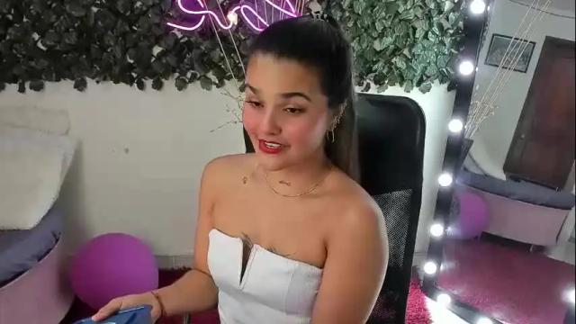 Image 7 of destinyhills_ Stream on Chaturbate on 1 month ago