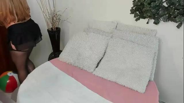 Image 12 of destinyhills_ Stream on Chaturbate on 1 month ago