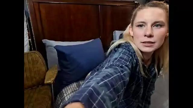Image 6 of desturbingdetale699 Stream on Chaturbate on 2 months ago