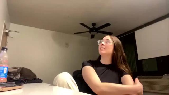 Image 11 of detroitbaddie Stream on Chaturbate on 14 months ago