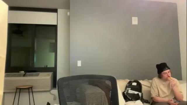 Image 10 of detroitbaddie Stream on Chaturbate on 14 months ago