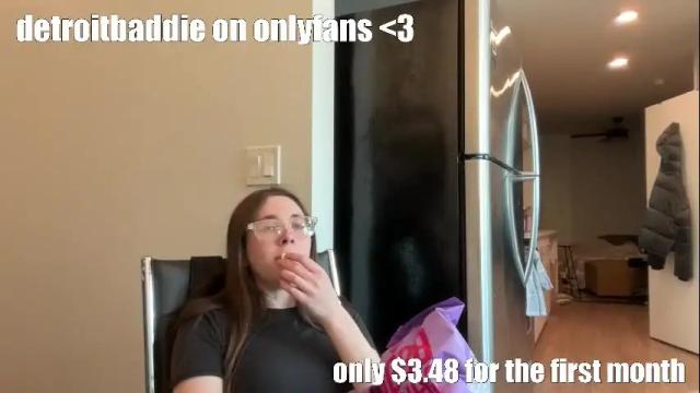 Image 3 of detroitbaddie Stream on Chaturbate on 28 days ago