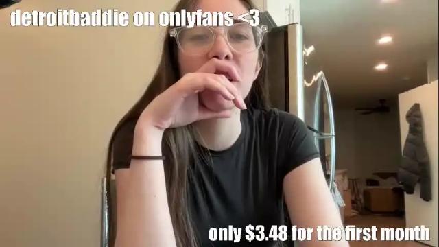 Image 8 of detroitbaddie Stream on Chaturbate on 28 days ago