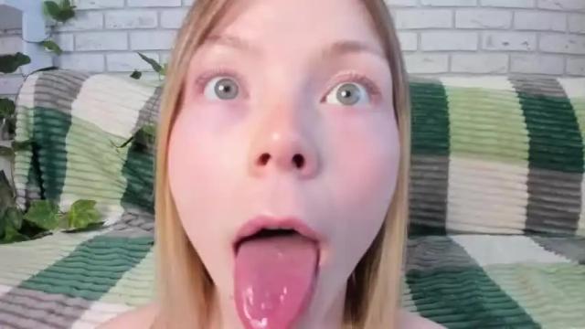Image 4 of deva_alice Stream on Chaturbate on 14 months ago