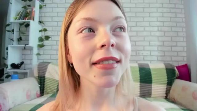 Image 12 of deva_alice Stream on Chaturbate on 13 months ago