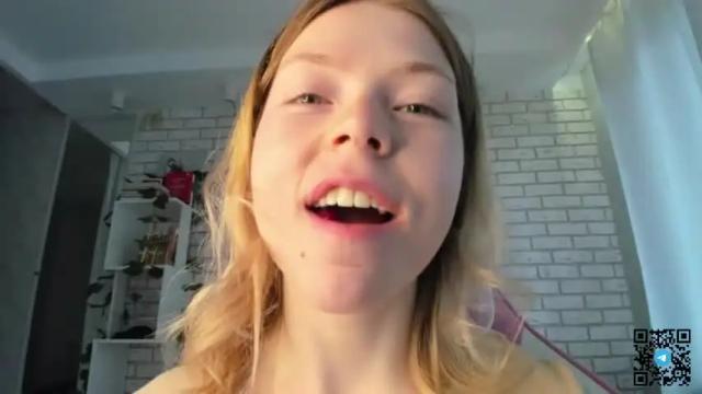 Image 4 of deva_alice Stream on Chaturbate on 13 months ago