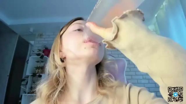Image 7 of deva_alice Stream on Chaturbate on 13 months ago