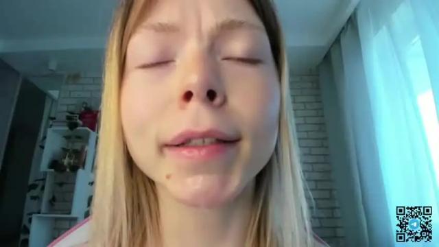 Image 7 of deva_alice Stream on Chaturbate on 13 months ago