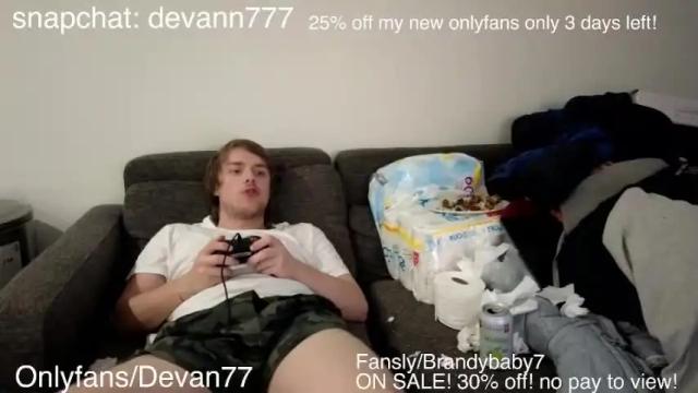 Image 10 of devantheplug Stream on Chaturbate on 20 months ago