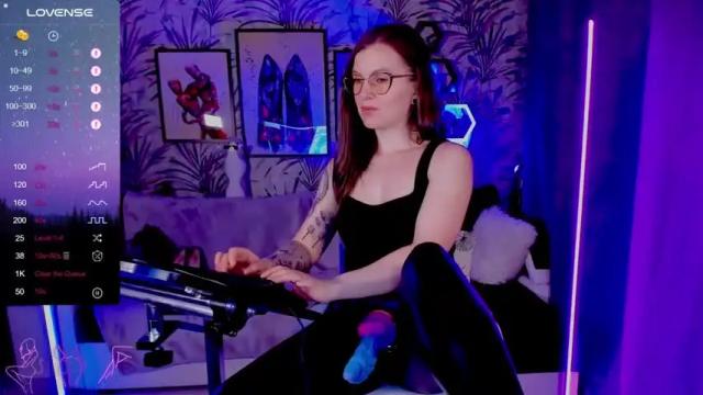 Image 7 of devi_evi Stream on Chaturbate on 13 months ago