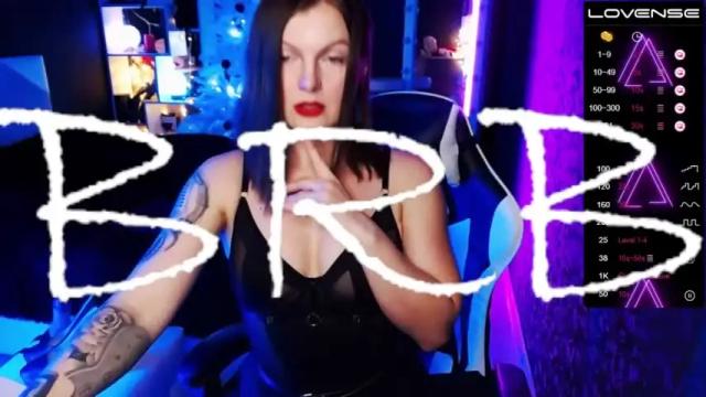 Image 2 of devi_evi Stream on Chaturbate on 13 months ago