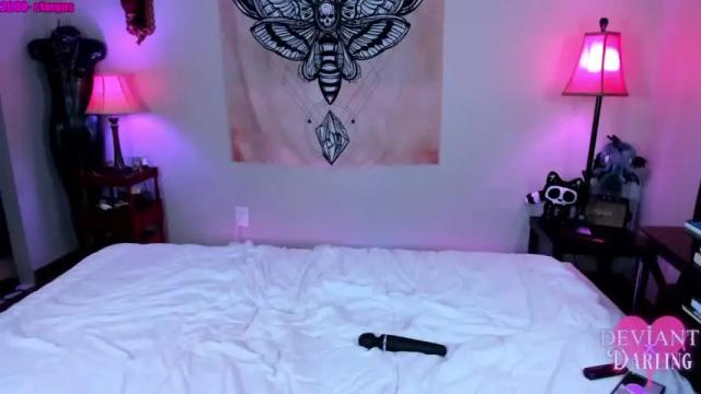 Image 10 of deviantxxxdarling Stream on Chaturbate on 14 months ago