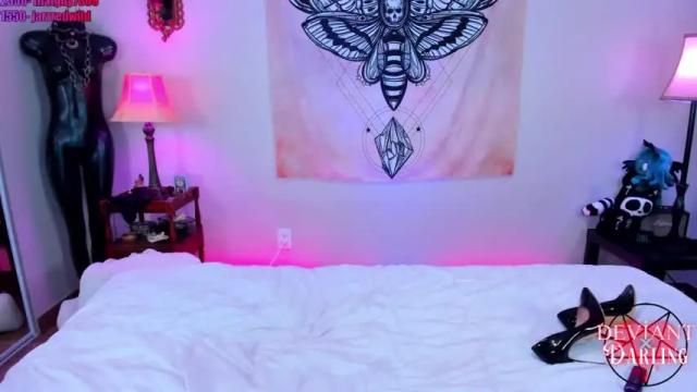 Image 12 of deviantxxxdarling Stream on Chaturbate on 13 months ago