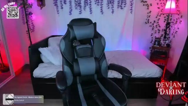 Image 8 of deviantxxxdarling Stream on Chaturbate on 4 months ago