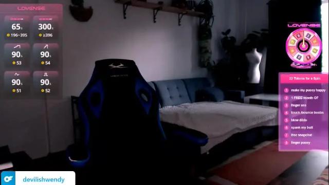 Image 11 of devilishwendy Stream on Chaturbate on 8 months ago