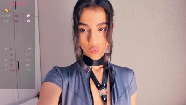 Image 8 of devilsgift_katy Stream on Chaturbate on 13 months ago