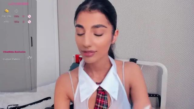 Image 3 of devilsgift_katy Stream on Chaturbate on 12 months ago