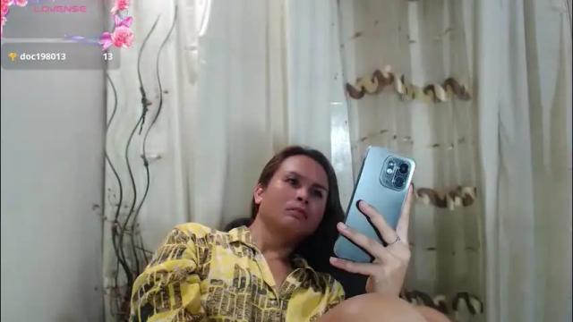 Image 12 of devine_g Stream on Chaturbate on 1 month ago