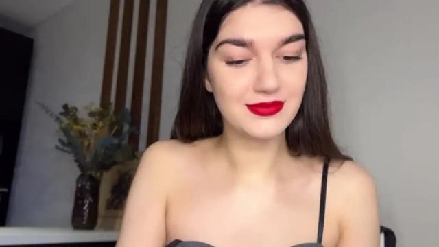 Image 10 of devinegoddessr Stream on Chaturbate on 19 months ago
