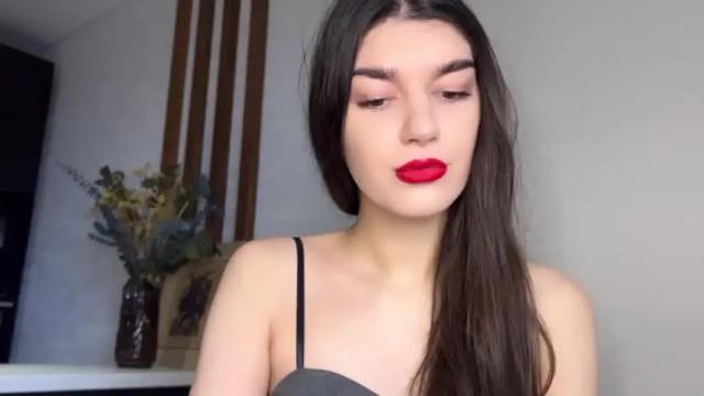 Image 4 of devinegoddessr Stream on Chaturbate on 19 months ago