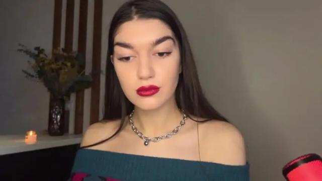 Image 10 of devinegoddessr Stream on Chaturbate on 16 months ago