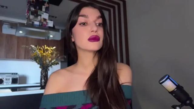 Image 11 of devinegoddessr Stream on Chaturbate on 12 months ago