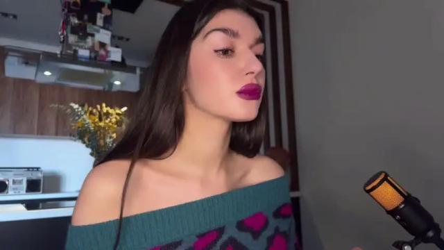 Image 12 of devinegoddessr Stream on Chaturbate on 12 months ago