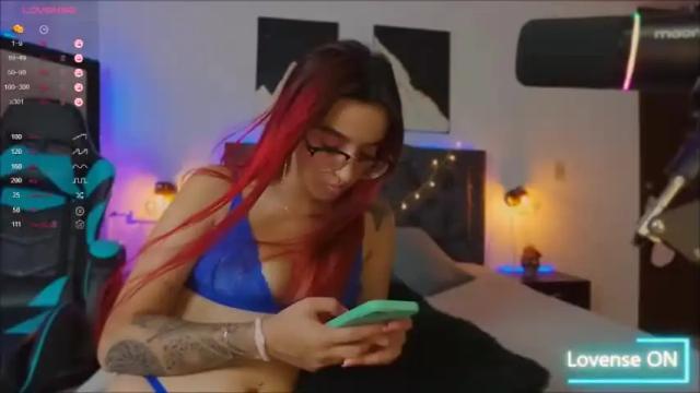 Image 8 of devlin_violett Stream on Chaturbate on 24 months ago