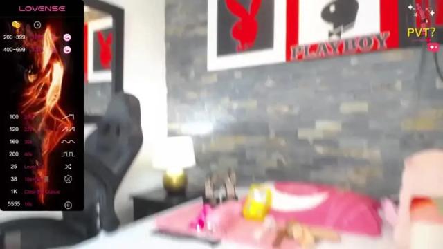 Image 2 of devmaniraniii Stream on Chaturbate on 17 months ago