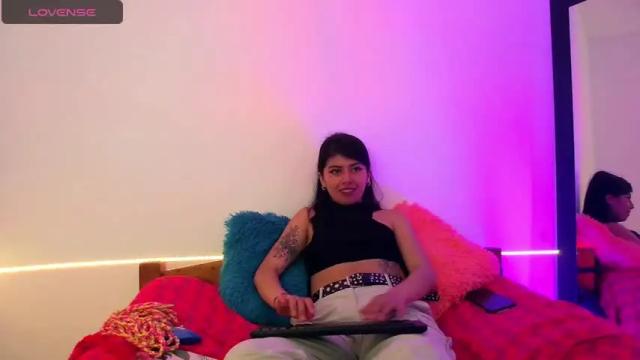 Image 11 of devora_sassy Stream on Chaturbate on 19 months ago