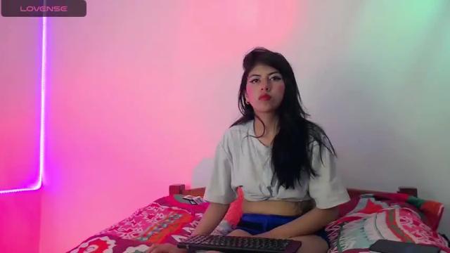 Image 8 of devora_sassy Stream on Chaturbate on 19 months ago