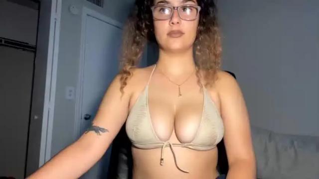 Image 11 of devynluvsu Stream on Chaturbate on 19 months ago