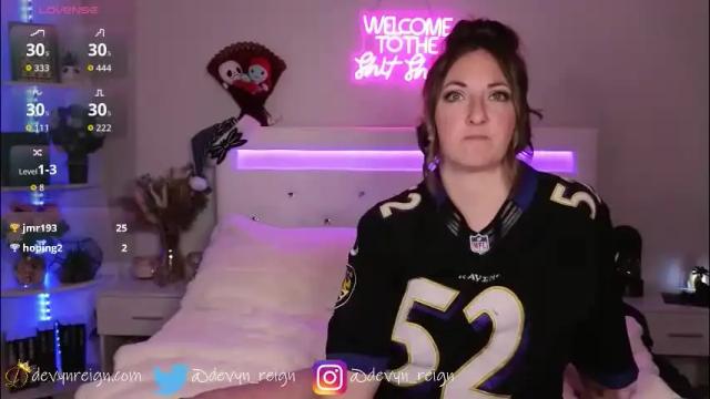 Image 7 of devynreign Stream on Chaturbate on 1 month ago