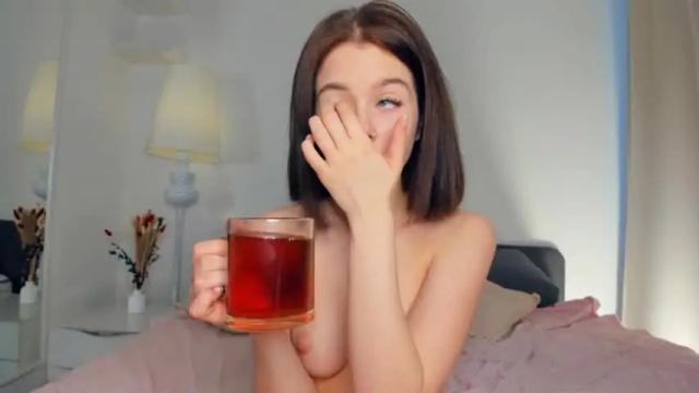 Thumbnail 3, di_huny's Stream at Chaturbate, 16 months ago