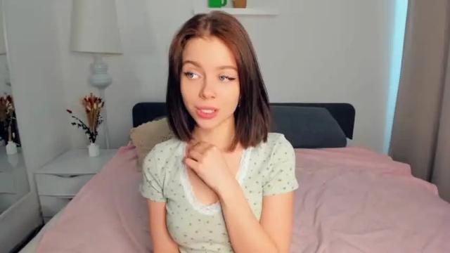 Thumbnail 2, di_huny's Stream at Chaturbate, 16 months ago
