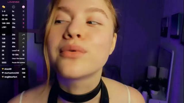 Image 11 of di_huny Stream on Chaturbate on 1 month ago