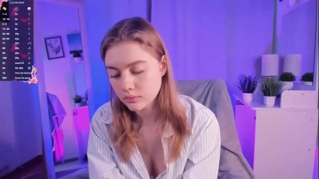 Image 8 of di_huny Stream on Chaturbate on 12 days ago