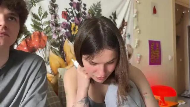 Image 12 of di_n_alex Stream on Chaturbate on 1 month ago