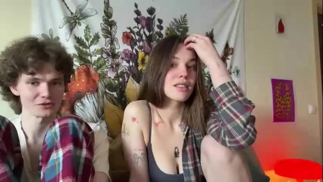 Image 7 of di_n_alex Stream on Chaturbate on 1 month ago
