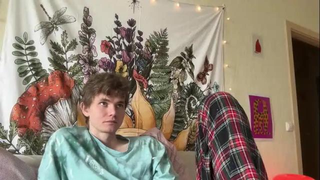 Image 4 of di_n_alex Stream on Chaturbate on 15 days ago