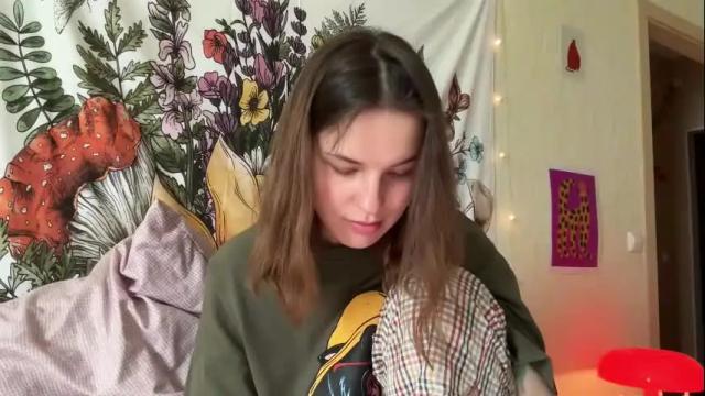 Image 2 of di_n_alex Stream on Chaturbate on 14 days ago