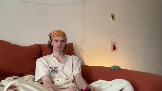 Image 2 of di_n_alex Stream on Chaturbate on 1 month ago