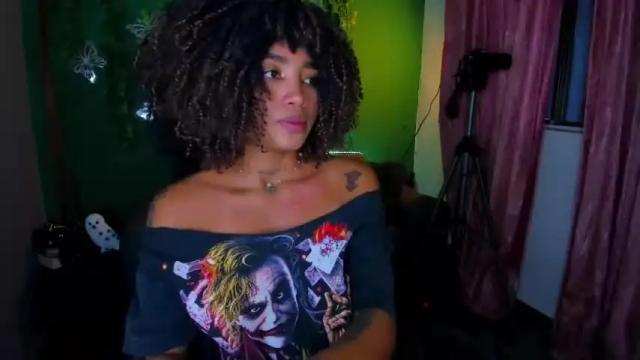 Image 12 of diamon_kataleya Stream on Chaturbate on 15 months ago