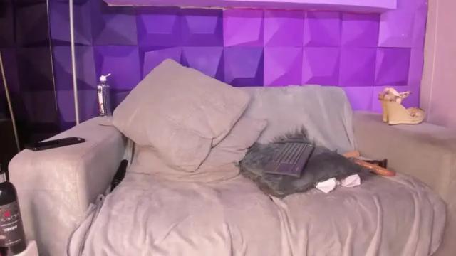 Image 3 of diamond_black19 Stream on Chaturbate on 14 months ago