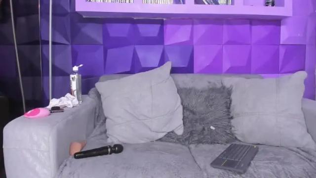 Image 11 of diamond_black19 Stream on Chaturbate on 14 months ago