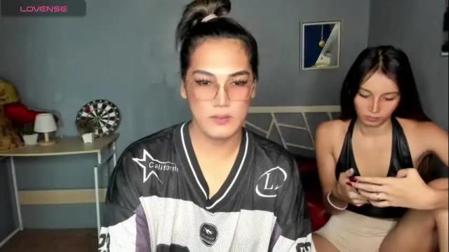 Image 11 of diamond_foxy Stream on Chaturbate on 1 month ago