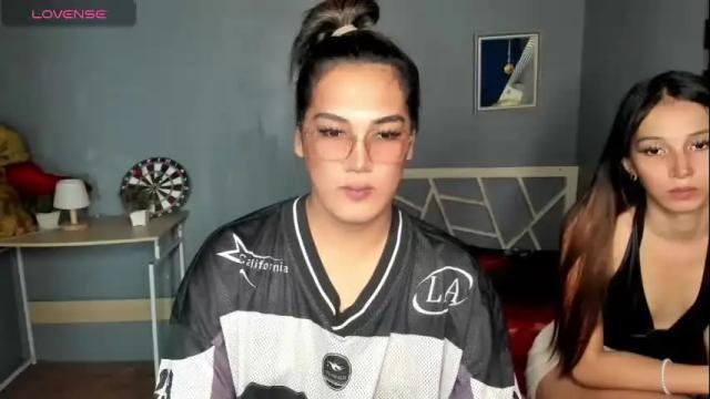 Image 12 of diamond_foxy Stream on Chaturbate on 1 month ago